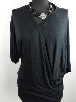 Bluzka czarna z naszyjnikiem Style rozmiar 44- 46