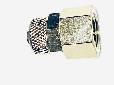 ZŁĄCZKA SKRĘCANA PROSTA GW 1/4 NA WĄŻ 8/5