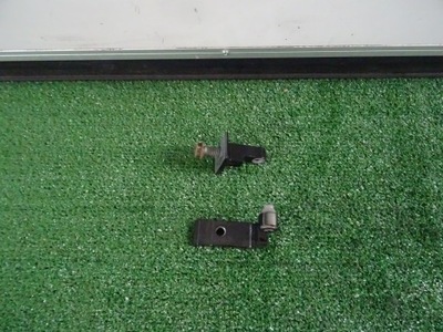 Петлі двері лівий задня bmw f45 7246062 фото №1