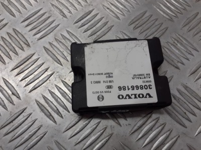 Модуль иммобилайзер volvo v40 1.9 d 30865186 фото №1