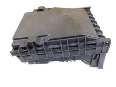 Vw passat b6 коробка предохранителей 3c0937125 фото №1