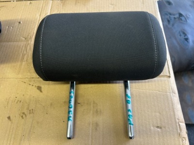 Vw passat b8 подголовник задний средний фото №1