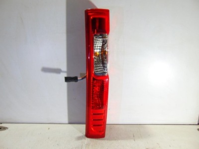 Trafic vivaro lift лампа правий задня задня фото №1