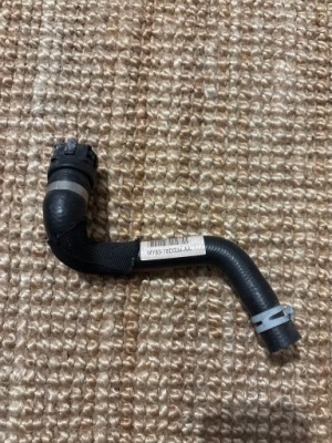 My83-18d334-aa шланг aston martin dbx фото №1