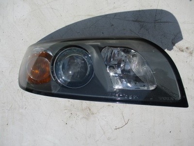 VOLVO V50 S40 2006R-LAMPA ПРАВОЕ KSENON,EUROPA