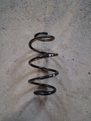 Mercedes gla h247 пружина задняя фото №1