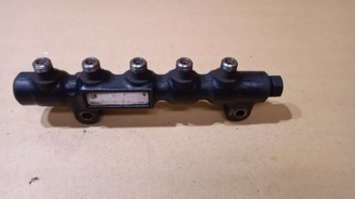 Ford focus mk 2 06 r 1,6 молдинг впрыскная фото №1