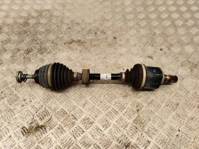 Bmw f40 f44 f48 приводной вал перед левый 8482645 фото №1