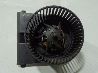 Вентилятор отопителя seat toledo ii leon golf iv 1j2819021c фото №1