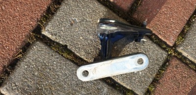 Петля дверь перед правый верхний mercedes s w221 фото №1