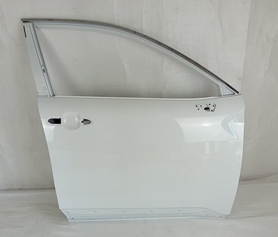 Дверь правое перед передние toyota corolla cross 2020- фото №1