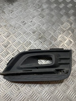 Renault talisman рестайлинг  19- решётка решётка радиатора бампера правая 263318607r фото №1