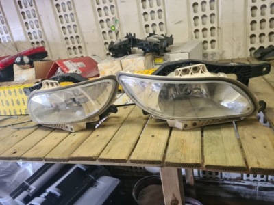 Протитуманна фара daf lf euro 6 лівий правий фото №1