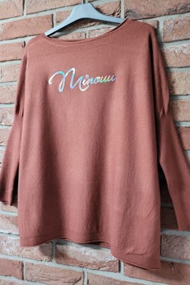 Bluzka sweter z napisem Holy Minouu brązowa