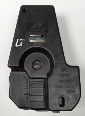 Вкладыш лампы левый задняя ford galaxy mk2 7m5945257 фото №1