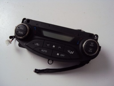 Панель кондиционера toyota yaris iii 2012- фото №1