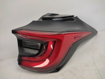 Toyota yaris iv лампа правая задняя задняя led 2019- фото №1