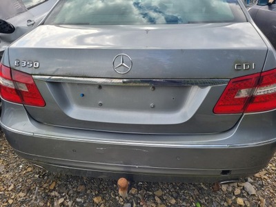 MERCEDES W212 C792 KLAPA TYŁ KOMPLETNA ZDERZAK LAMPY W BŁOTNIKI BELKA