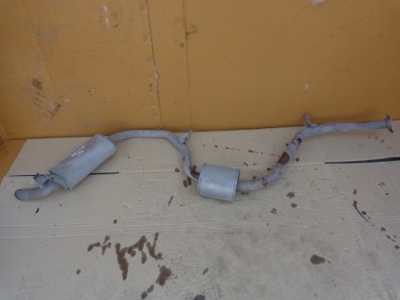 Toyota auris ii 12-18 1.6 b хетчбек гасник труба вихлопна фото №1