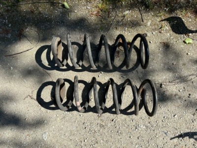 Nissan navara d23 пружины задние пружина задняя фото №1