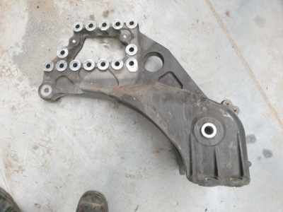 Actros mp4 arocs кронштейн кронштейн кронштейн ресора ресора рами 9603223901 фото №1