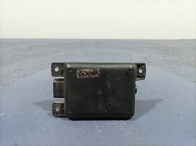 Opel insignia b датчик модуль мертвого pola поперечина движения правый 84129136 фото №1