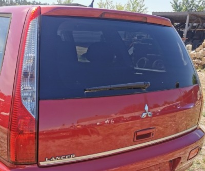 Lancer kombi 03-08 vii крышка багажника комплектная с стекло r20 фото №1