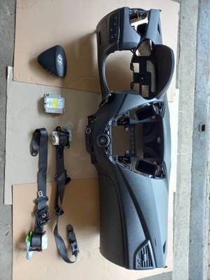 Консоль hyundai veloster 2011-2018 rok оригінальна фото №1