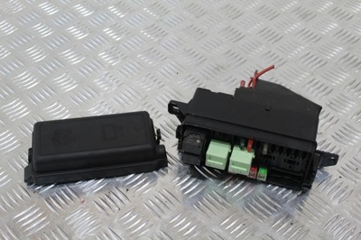 Коробка запобіжників mini countryman r60 9240945 фото №1