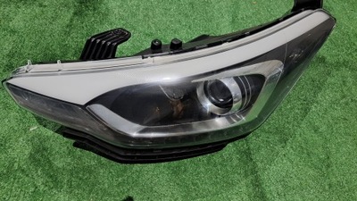 Hyundai i20 лінза+ led лампа передня фото №1