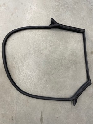 Прокладка дверь левый задняя a5 8w оригинал идеальное состояние фото №1