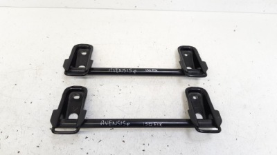 Кронштейн isofix toyota avensis t27 фото №1