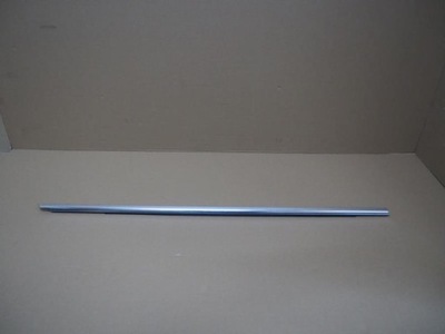 Молдинг ущільнювач двері parapet правий перед mercedes eqb x243 фото №1