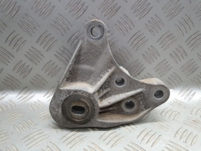 Кронштейн подушка коробки opel insignia b 1.6 cdti фото №1