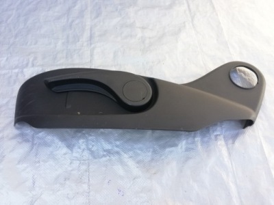 Захист пластик сидіння hyundai i30 iii 17- eu ліва фото №1