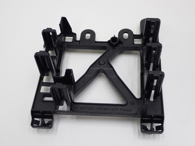 Кронштейн кронштейн основание направляющая porsche taycan 21r фото №1