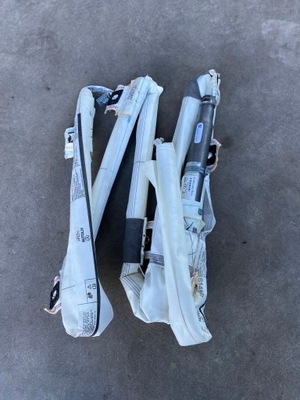 Mercedes gls x166 шторка безопасности правая oryg. 1668602802 фото №1