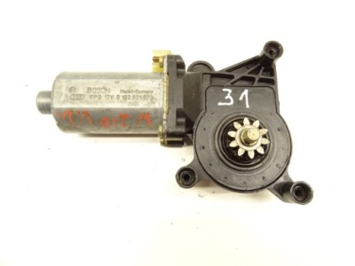 Моторчик скло правий перед mercedes-benz 0130821670 фото №1