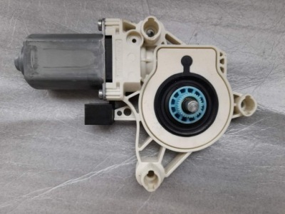 Моторчик скло vw 4k0959902 фото №1