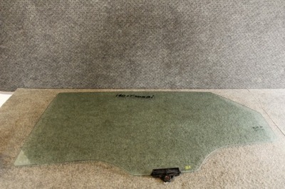 Скло лівий задня hyundai i40 kombi фото №1