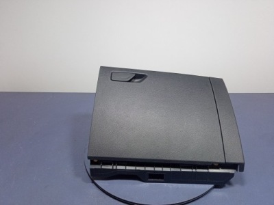 Skoda scala бардачок пассажира eu 655857097c фото №1