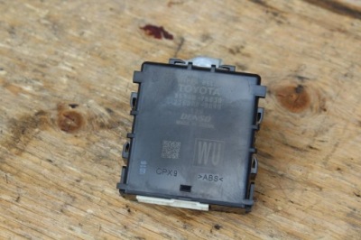 Модуль / реле двірник lexus ux 2021 фото №1