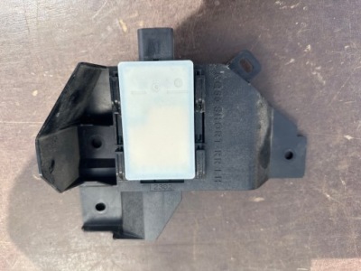 Kia sportage v датчик мертвого pola лівий 99140-r2020 фото №1