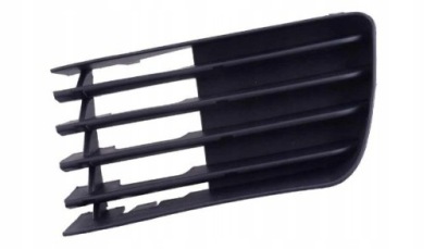 Toyota prius xw20 заглушка отверстие противотуманной фары правая новая 2003 - 2009 фото №1