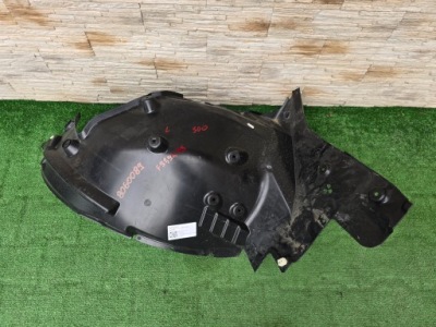 Підкрилок bmw m8 f92 f93 8060089 фото №1