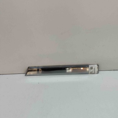 Молдинг задних левых дверь jeep commander xk, xh 55157383aa 32596264 фото №1