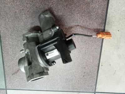 Клапан egr audi a4 a5 2.7 3.0 tdi 701782070 фото №1