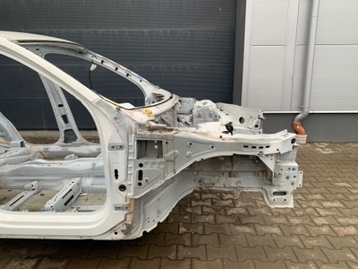 Volvo xc60 ii четверть лонжерон правая цвет 614 фото №1