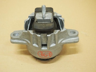 Кронштейн кронштейн двигателя jaguar f-pace mlm4518237 фото №1