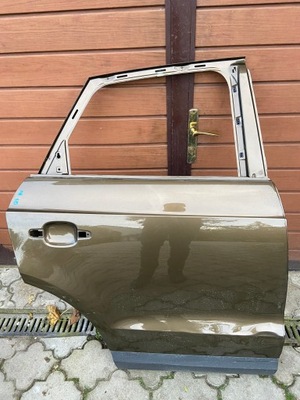 Двері праве задні правий задня audi q3 8u 2011- фото №1